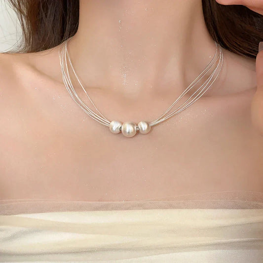 Collier Élégant à Perles blanches